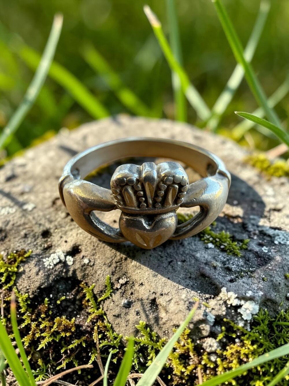 Vintage Sterling Silver Claddagh Irish Heart Ring